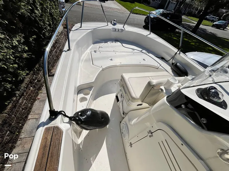 Slide: The Image of Boston Whaler Montauk 170 2021 - 15925853