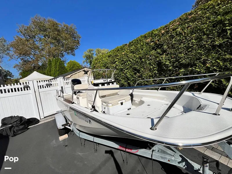 Slide: The Image of Boston Whaler Montauk 170 2021 - 15925863