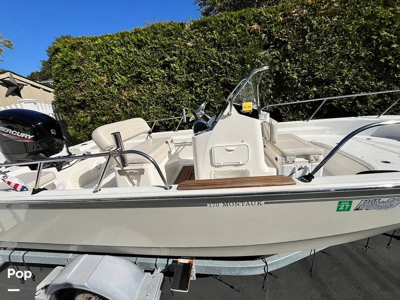 Slide: The Image of Boston Whaler Montauk 170 2021 - 15925864