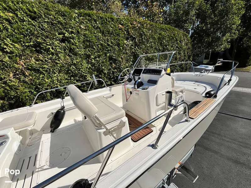 Slide: The Image of Boston Whaler Montauk 170 2021 - 15925866