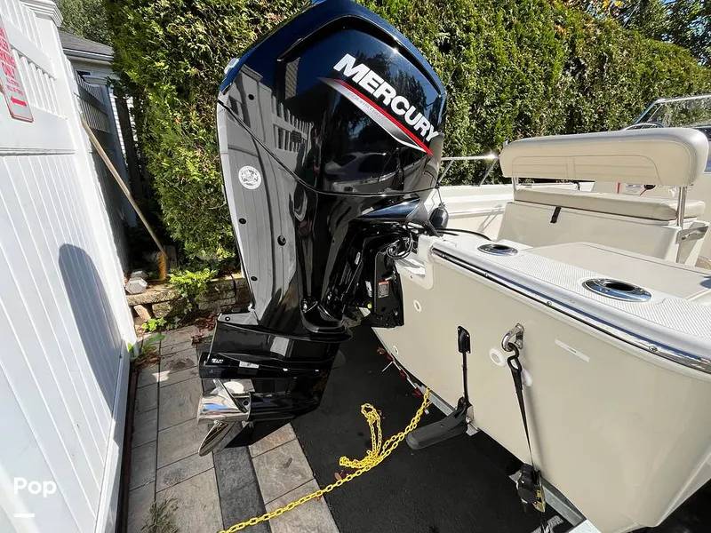 Slide: The Image of Boston Whaler Montauk 170 2021 - 15925869