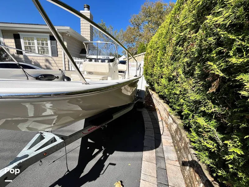 Slide: The Image of Boston Whaler Montauk 170 2021 - 15925871