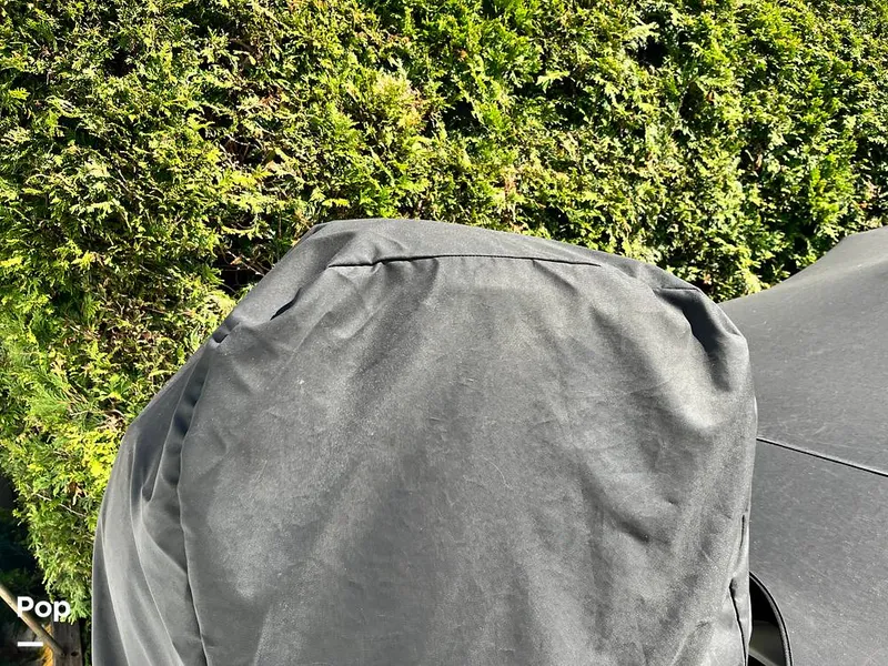 Slide: The Image of Cover - Engine - 15925826