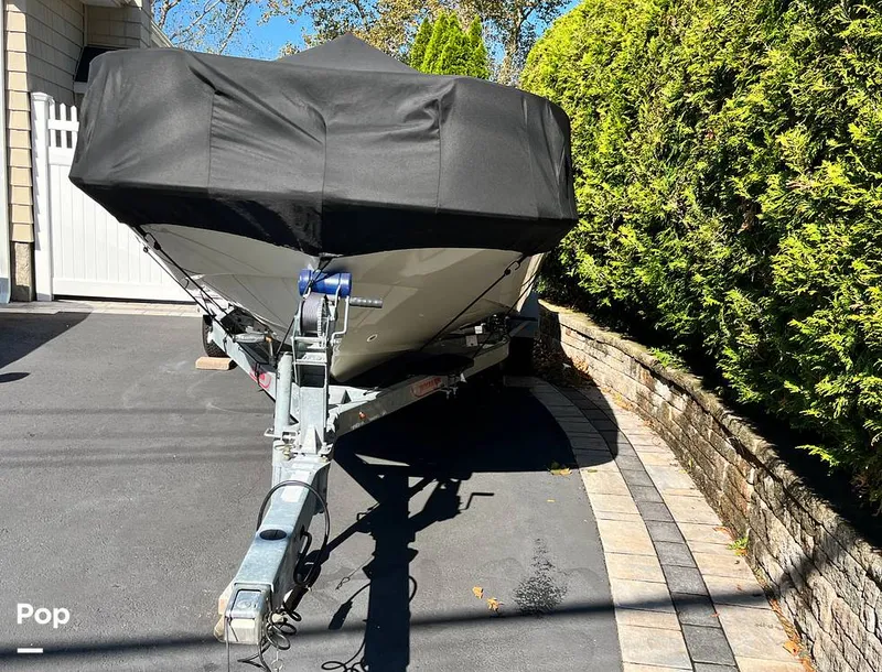 Slide: The Image of Boston Whaler Montauk 170 2021 - 15925827