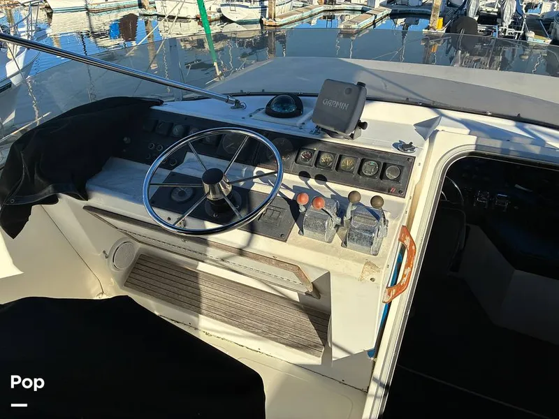 Slide: The Image of Bayliner 4588 Pilothouse 1992 - 16184433