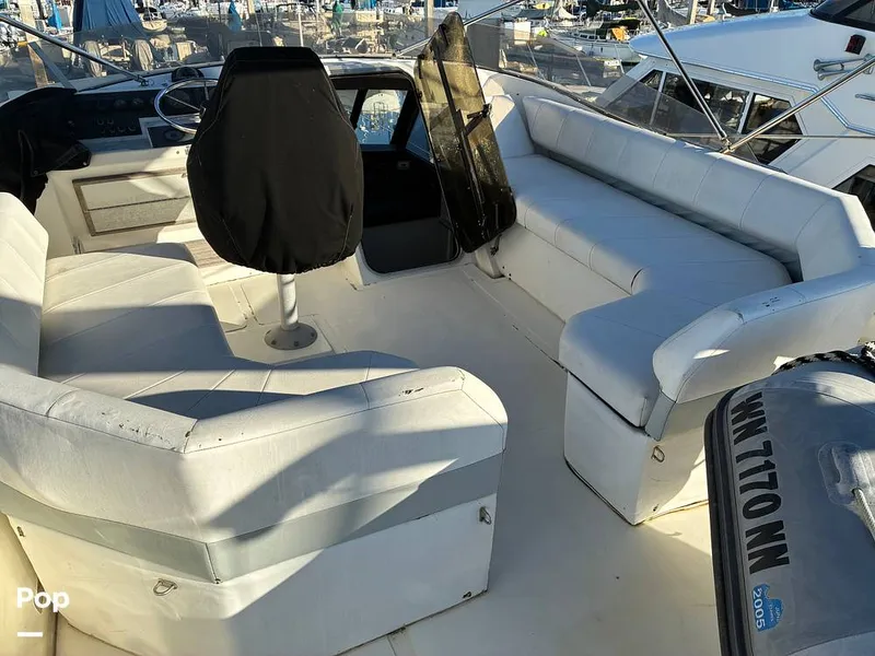 Slide: The Image of Bayliner 4588 Pilothouse 1992 - 16184429