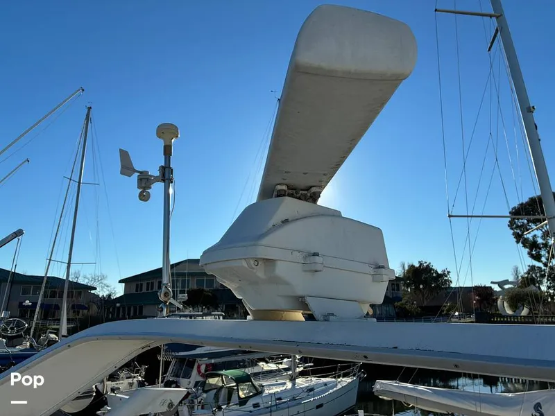 Slide: The Image of Bayliner 4588 Pilothouse 1992 - 16184435