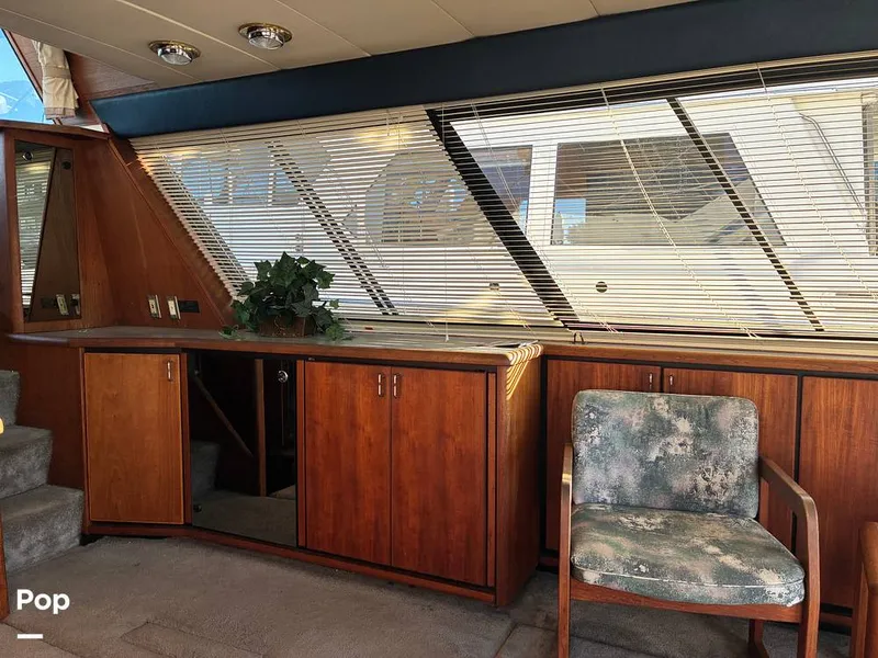 Slide: The Image of Bayliner 4588 Pilothouse 1992 - 16184361