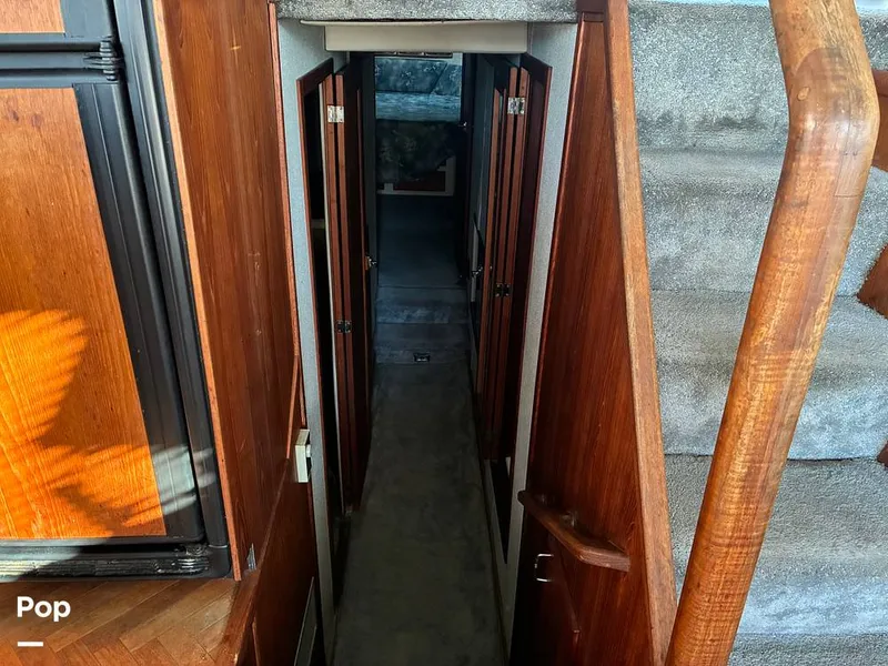 Slide: The Image of Bayliner 4588 Pilothouse 1992 - 16184333