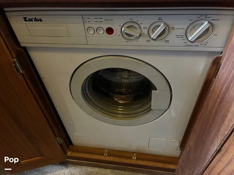 Slide: The Image of Bayliner 4588 Pilothouse 1992 - 16184399