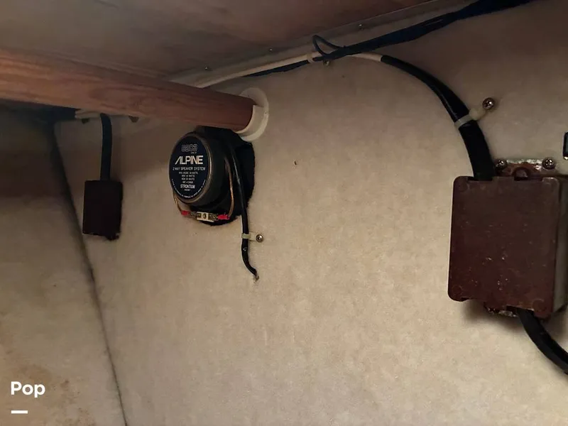 Slide: The Image of Bayliner 4588 Pilothouse 1992 - 16184383