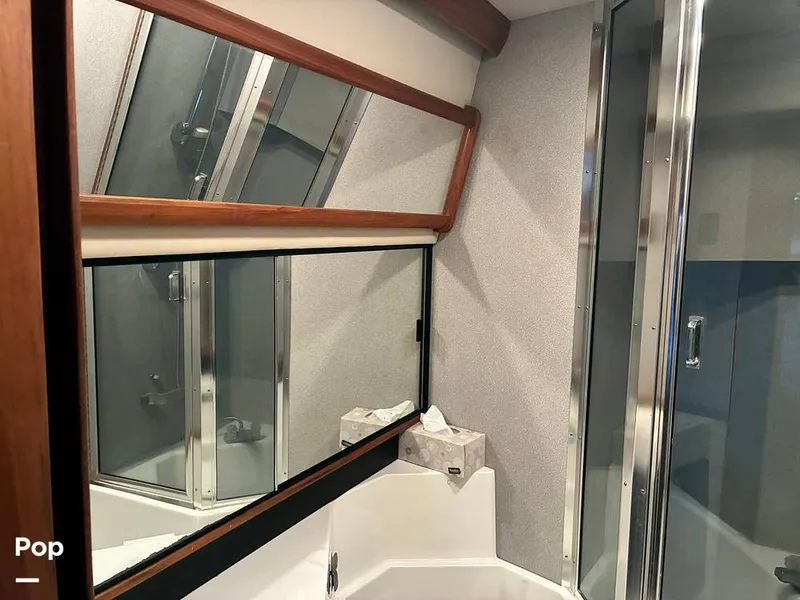 Slide: The Image of Bayliner 4588 Pilothouse 1992 - 16184389