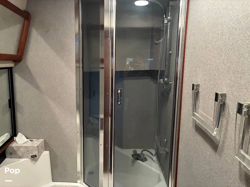 Slide: The Image of Bayliner 4588 Pilothouse 1992 - 16184391