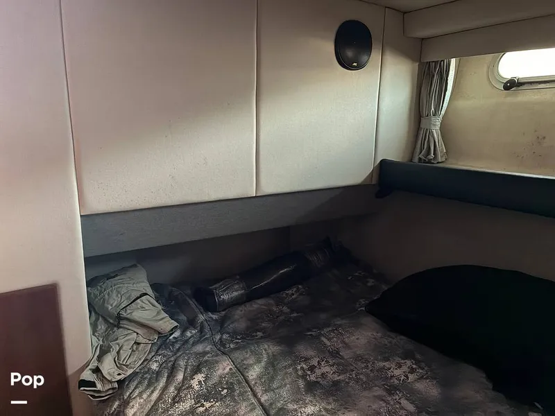 Slide: The Image of Bayliner 4588 Pilothouse 1992 - 16184404