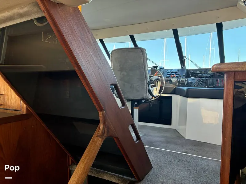 Slide: The Image of Bayliner 4588 Pilothouse 1992 - 16184332