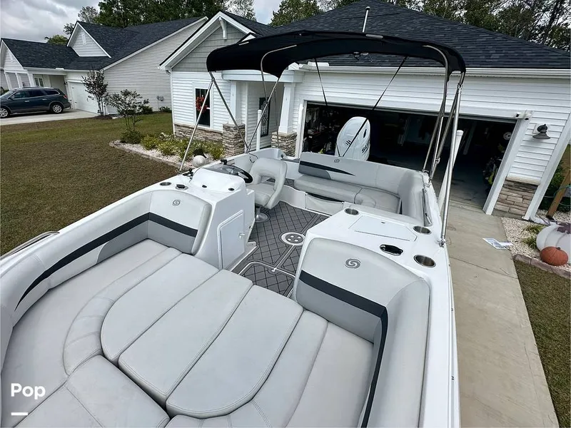 Slide: The Image of Bow Seating - 15890866