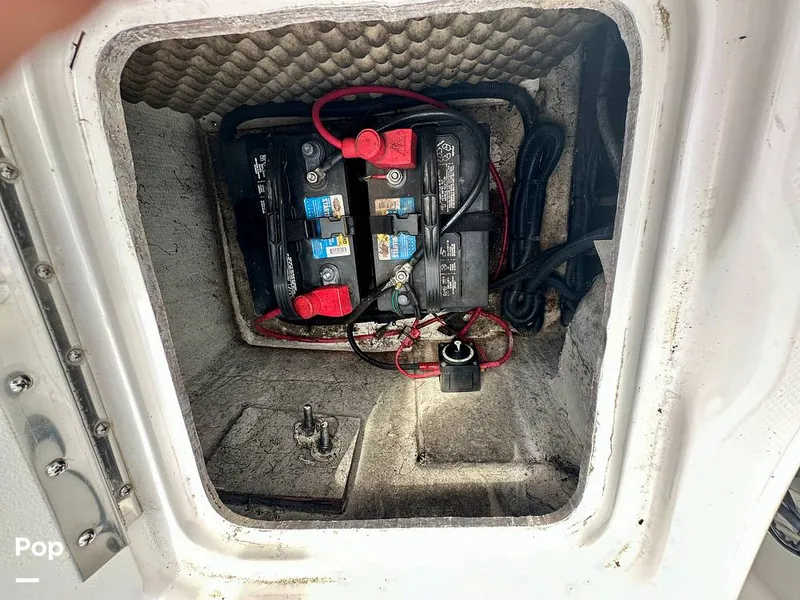 Slide: The Image of Batteries - Engine - 15890911