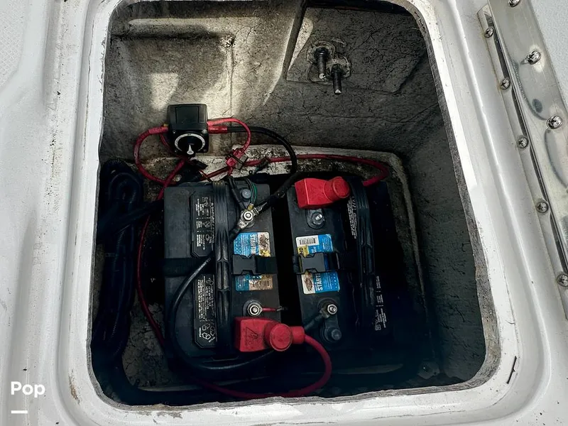 Slide: The Image of Batteries - Engine - 15890912