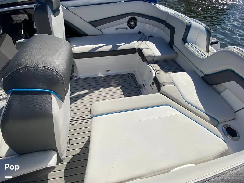 Slide: The Image of Yamaha AR 240 2020 - 15926561