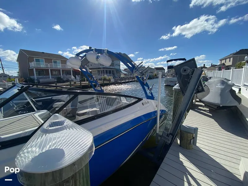 Slide: The Image of Yamaha AR 240 2020 - 15926543