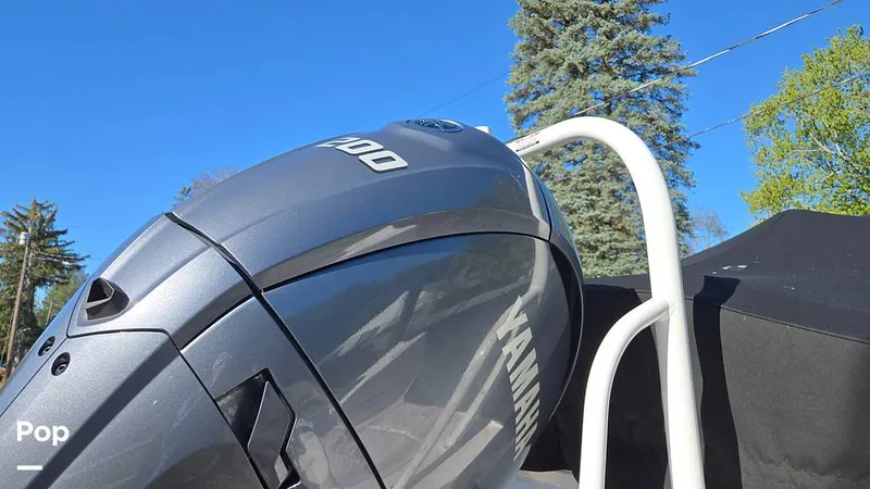 Slide: The Image of Robalo R207 2024 - 15967749