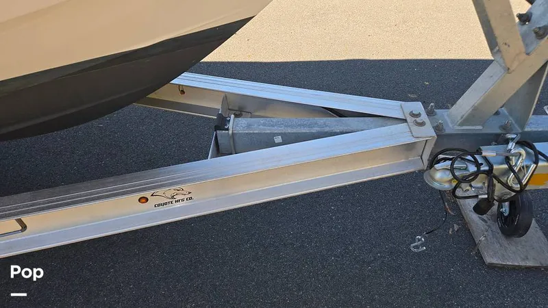 Slide: The Image of Robalo R207 2024 - 15967754