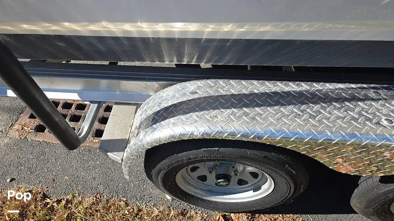 Slide: The Image of Robalo R207 2024 - 15967762