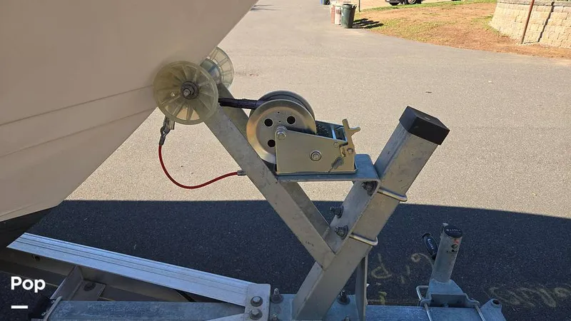 Slide: The Image of Robalo R207 2024 - 15967767