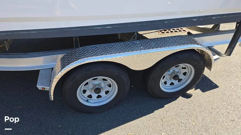 Slide: The Image of Robalo R207 2024 - 15967825