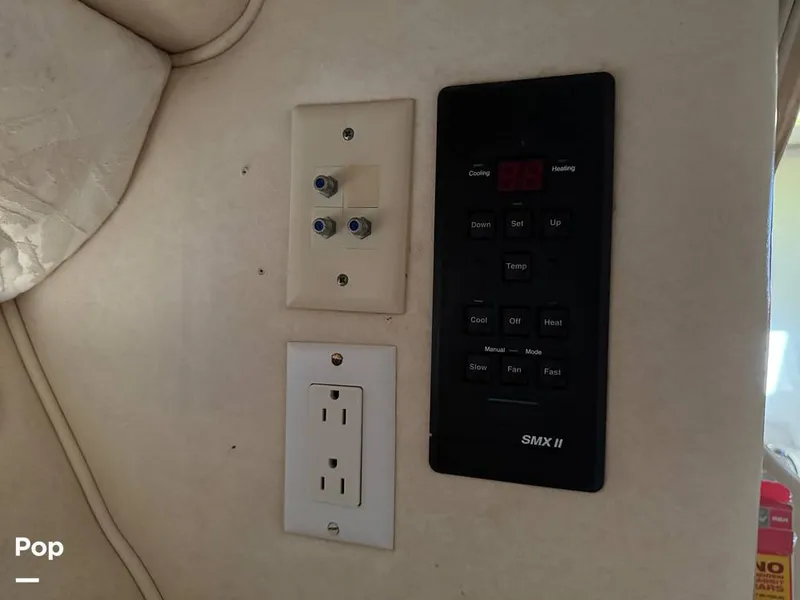 Slide: The Image of Sea Ray 290 Sundancer 2000 - 16232684