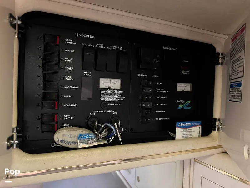 Slide: The Image of Sea Ray 290 Sundancer 2000 - 16232686