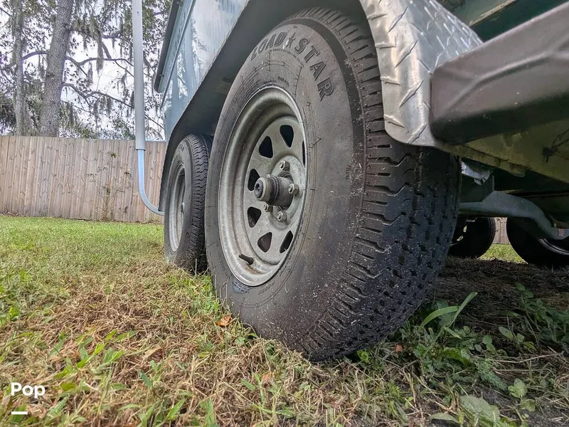 Slide: The Image of Grady-White Adventure 208 2002 - 15960333