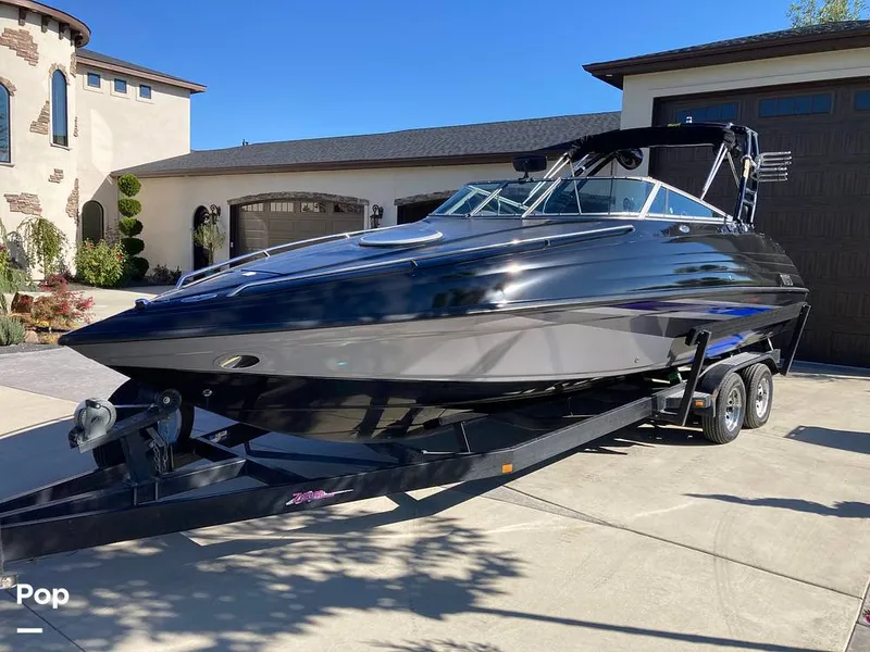 The Image of Crownline Boats 266 CCR 2002 - 15926383