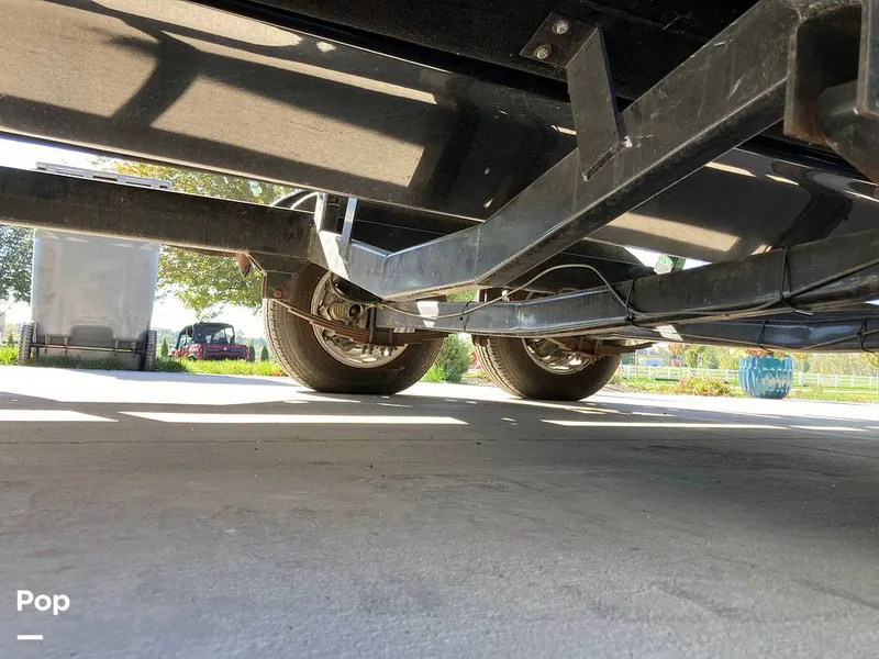 Slide: The Image of Crownline Boats 266 CCR 2002 - 15926489