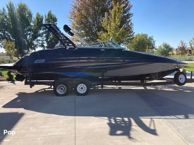 Slide: The Image of Crownline Boats 266 CCR 2002 - 15926394