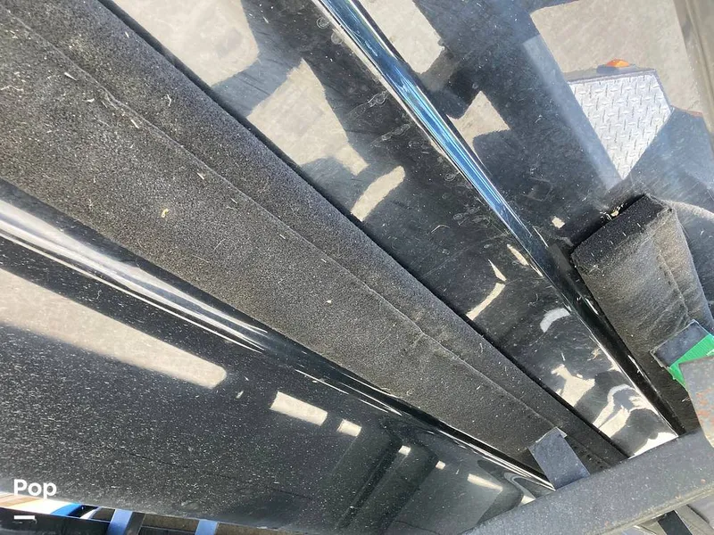 Slide: The Image of Crownline Boats 266 CCR 2002 - 15926496