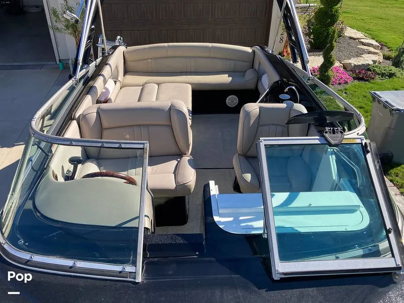 Slide: The Image of Crownline Boats 266 CCR 2002 - 15926459
