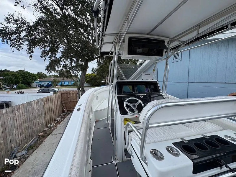 Slide: The Image of Hydra-Sports Vector 2796 CC 2000 - 15919456