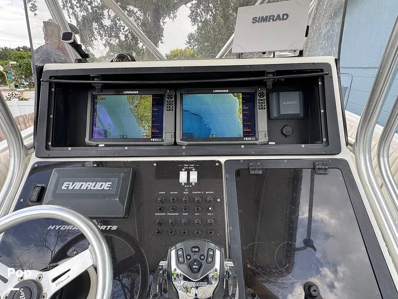 Slide: The Image of Hydra-Sports Vector 2796 CC 2000 - 15919459