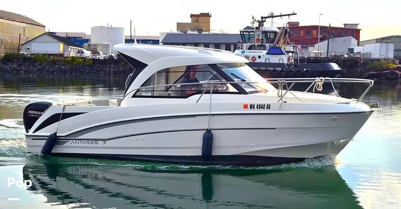 Slide: The Image of Beneteau Antares 7 2023 - 16044258