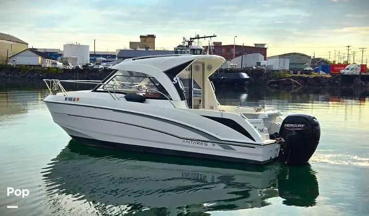 Slide: The Image of Beneteau Antares 7 2023 - 16044261