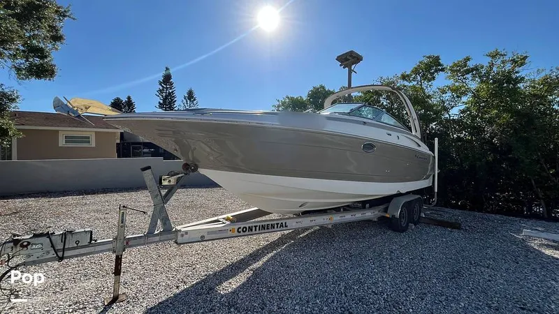 Slide: The Image of Crownline Boats 300 LS 2009 - 15986162