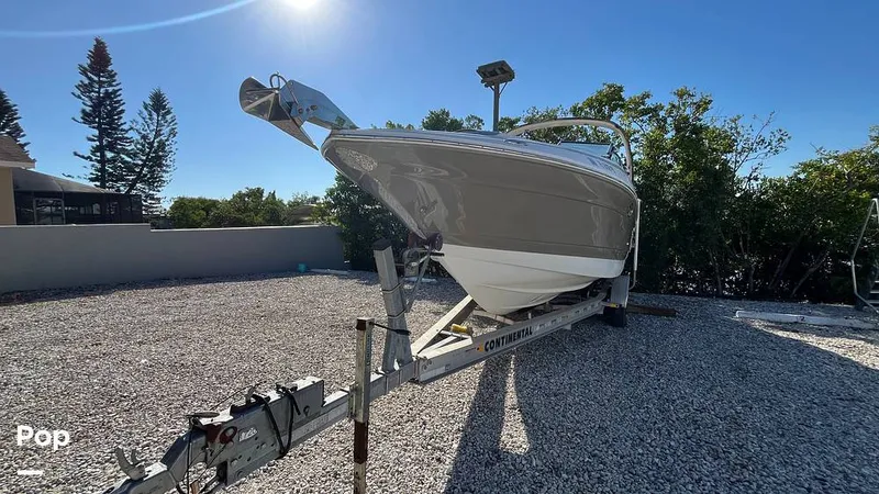 Slide: The Image of Crownline Boats 300 LS 2009 - 15986163