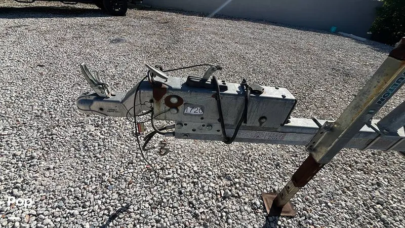 Slide: The Image of Crownline Boats 300 LS 2009 - 15986174