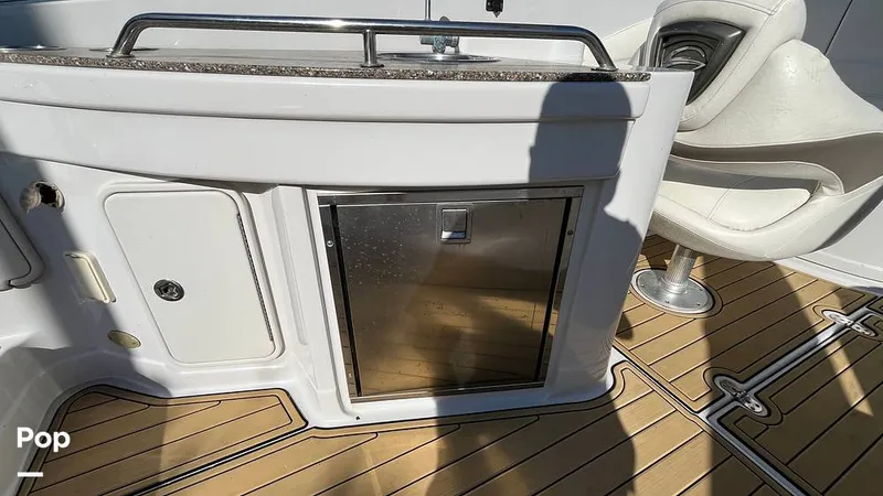 Slide: The Image of Crownline Boats 300 LS 2009 - 15986200