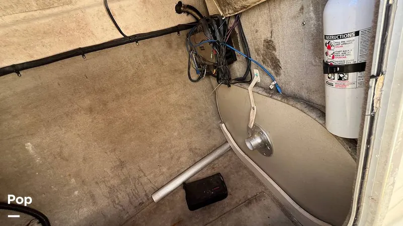 Slide: The Image of Crownline Boats 300 LS 2009 - 15986208