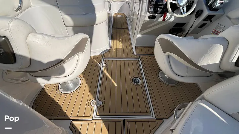 Slide: The Image of Crownline Boats 300 LS 2009 - 15986220