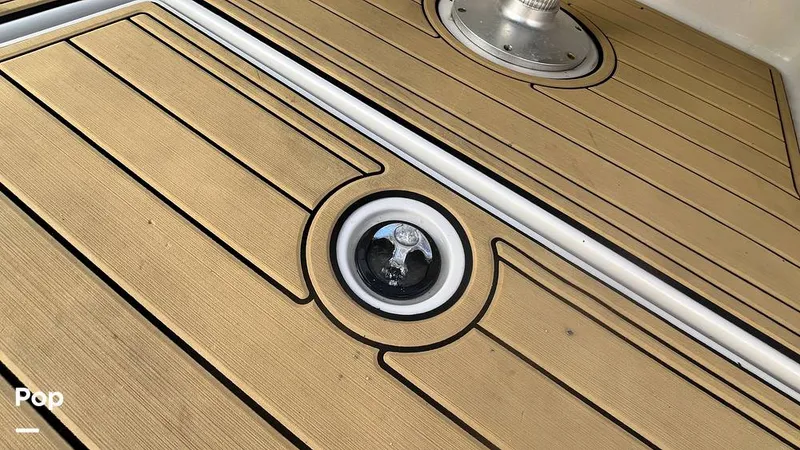 Slide: The Image of Crownline Boats 300 LS 2009 - 15986221