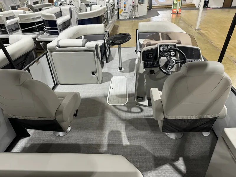 Slide: The Image of Sylvan MIRAGE X3 2024 - 5