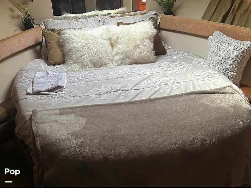 Slide: The Image of Meridian Sedan 341 2008 - 16046971